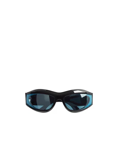 Bottega Veneta Shield-frame Logo-arm Sunglasses In Black