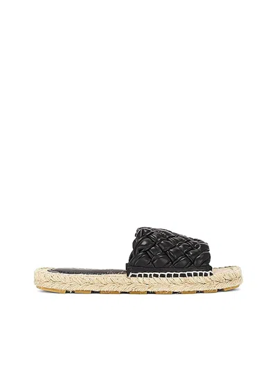 Bottega Veneta Shoes In Black