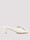 Bottega Veneta Blink 50 Intrecciato Leather Mules In Cream