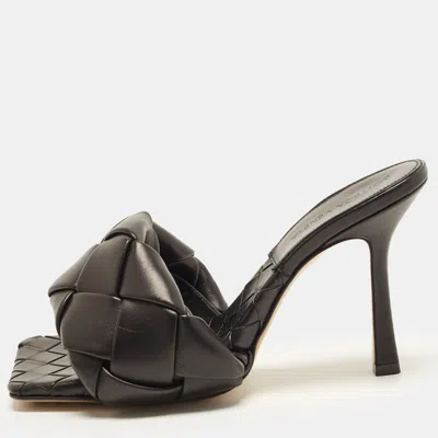 Pre-owned Bottega Veneta Size 36.5 Black Quilted Leather Lido Slide Sandals