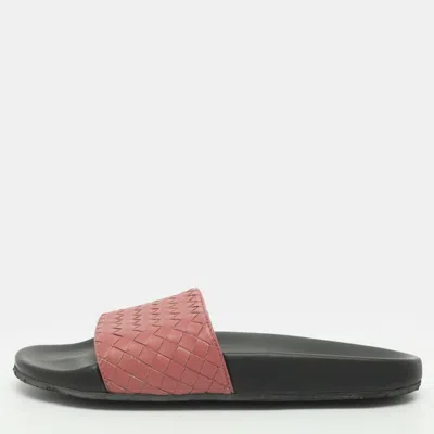 Pre-owned Bottega Veneta Size 39 Pink Intrecciato Leather Flat Slides