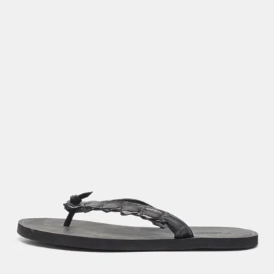 Pre-owned Bottega Veneta Size 41 Black Crocodile Leather Thong Flats