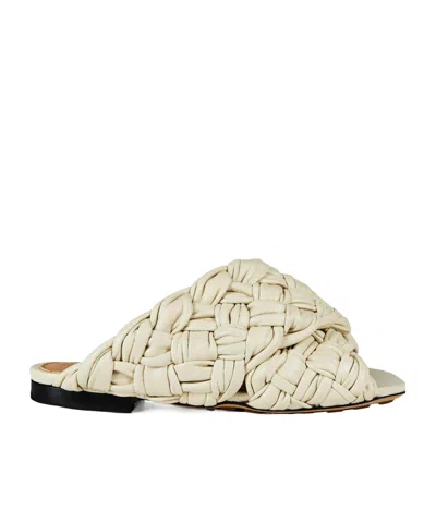 Bottega Veneta Sleek Flat Mules In White