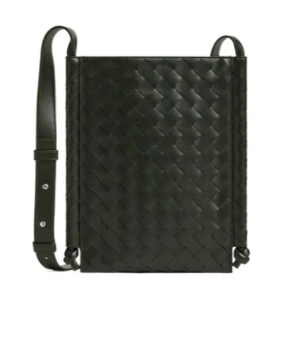 Bottega Veneta Small Flat Loop Knitted Shoulder Bag In Black