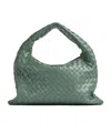 Bottega Veneta Small Hop Shoulder Bag In Intrecciato Leather In Green