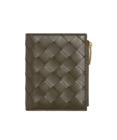 BOTTEGA VENETA INTRECCIATO SMALL BI-FOLD WALLET