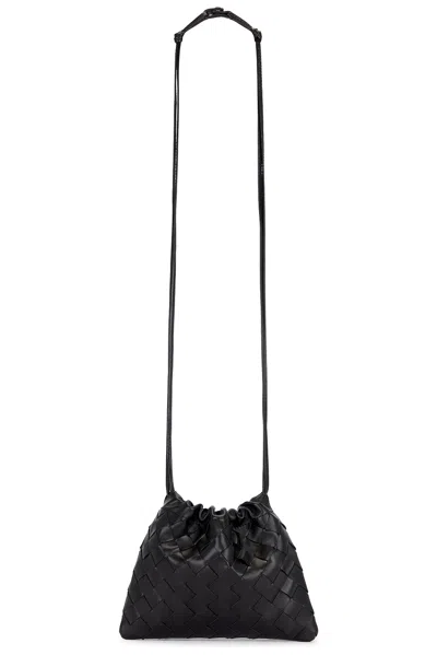Bottega Veneta Small Dustbag Intrecciato Leather Shoulder Bag In Black