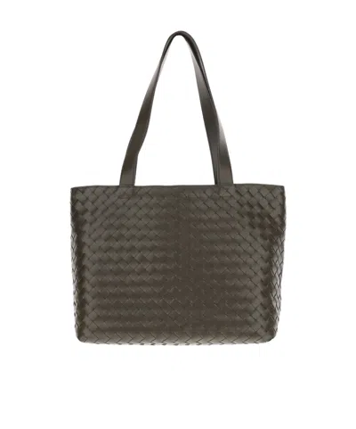 Bottega Veneta Small Intreciato Zipper Handbag In Green