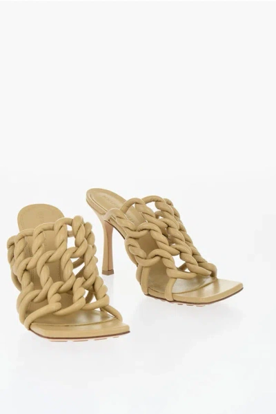 Bottega Veneta Solid Color Braided Leather Sandals 10,5cm In Neutral