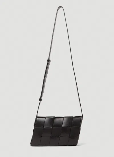 Bottega Veneta Speed Cassette Medium Crossbody Bag In Black