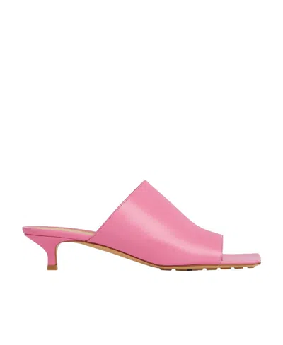 Bottega Veneta Square-headed High-heeled Sandals In Pink