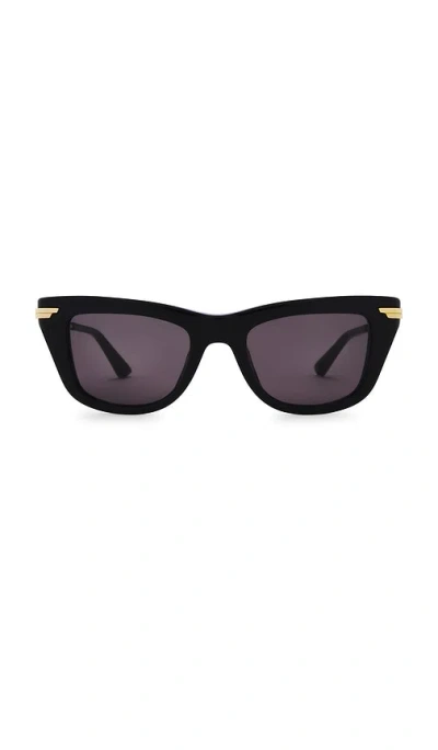 Bottega Veneta Square Sunglasses In Black  Gold  & Grey