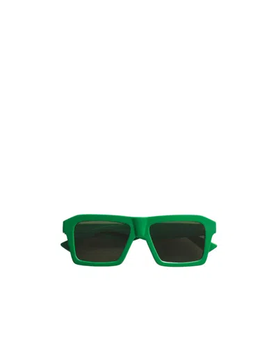 Bottega Veneta Square Sunglasses In Green