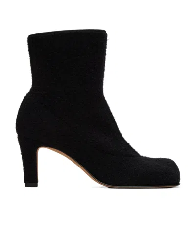 Bottega Veneta Square-toed Boots In Black