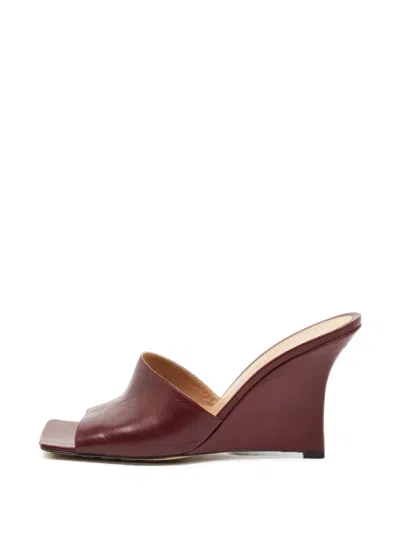 Pre-owned Bottega Veneta Square-toe Wedge Sandals In Red