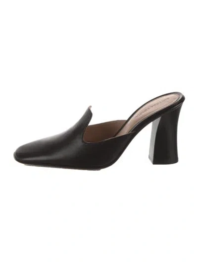 Pre-owned Bottega Veneta Step San Marco Leather Mules In Black