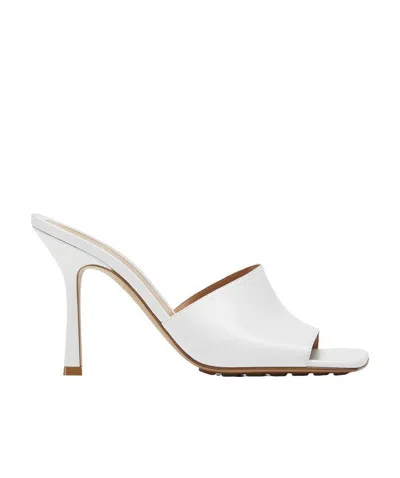 Bottega Veneta Bottega  Veneta Stretch Mule In Blanc