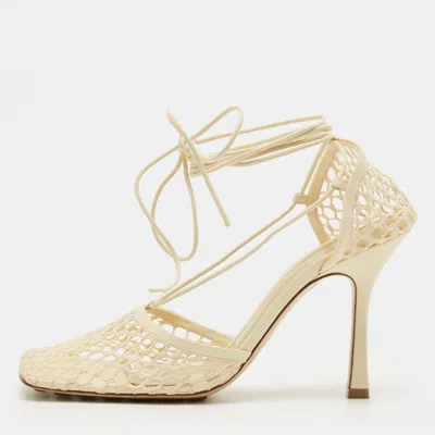 Pre-owned Bottega Veneta Stretch Size 40 Cream Leather And Mesh Ankle Strap Sandals In White