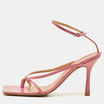 Pre-owned Bottega Veneta Stretch Size 40.5 Pink Leather Ankle Strap Sandals