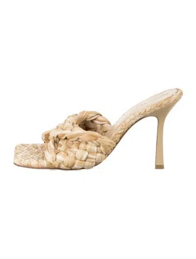 Pre-owned Bottega Veneta Stretch Straw Slides In Neutrals