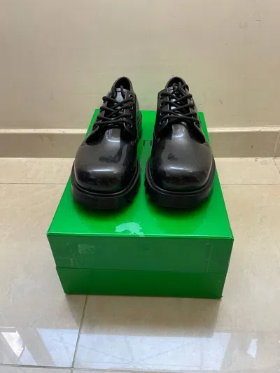 Pre-owned Bottega Veneta Stride Low Derby Shoes In Black