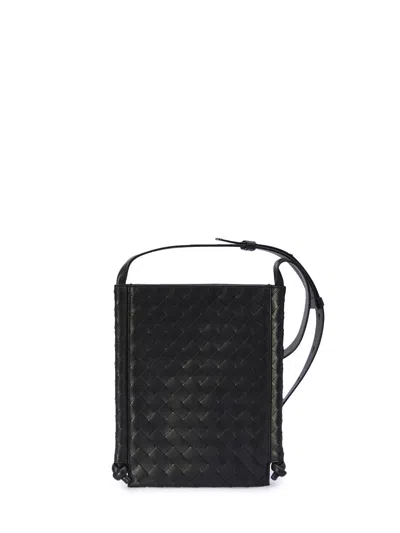 Bottega Veneta Stylish Flat Loop Handbag For Men In Soft Black Calfskin