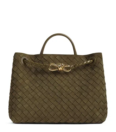 Bottega Veneta Suede Andiamo Top-handle Bag In Gray