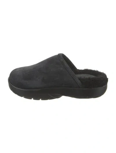 Pre-owned Bottega Veneta Suede Faux Fur Trim Mules In Black