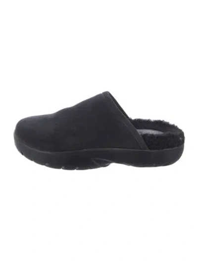 Pre-owned Bottega Veneta Suede Mules In Black