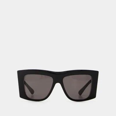 Bottega Veneta Black Visor Sunglasses In 001 Black