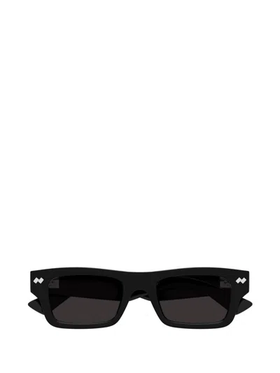 Bottega Veneta Sunglasses In Black