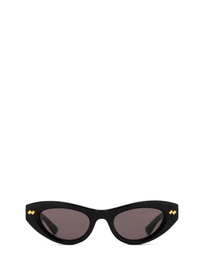 Bottega Veneta Sunglasses In Black