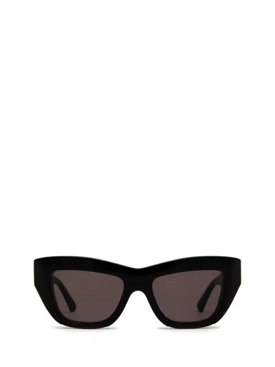 Bottega Veneta Sunglasses In Black