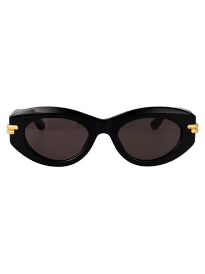 Bottega Veneta Bv1322s Sunglasses In Black-black-grey