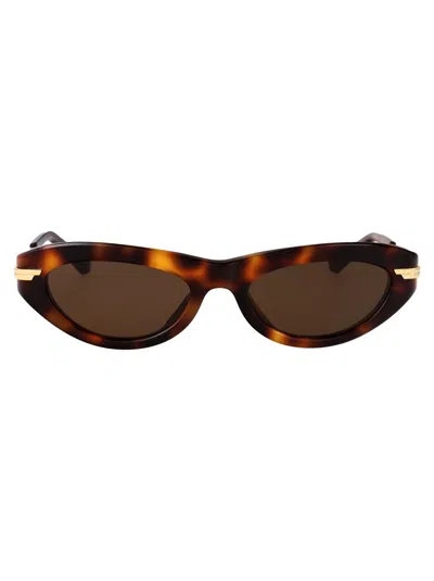 Bottega Veneta Bv1368s Cat-eye Recycled Acetate Sunglasses In Brown
