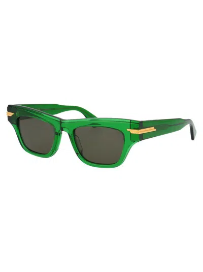 Bottega Veneta Rectangle-frame Tinted Sunglasses In Green