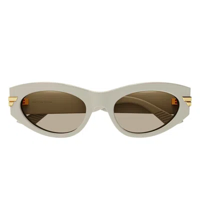 Bottega Veneta Sunglasses In White