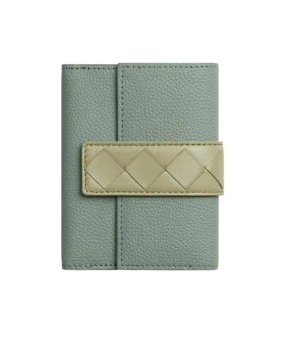 Bottega Veneta Intrecciato Strap Wallet In Gray
