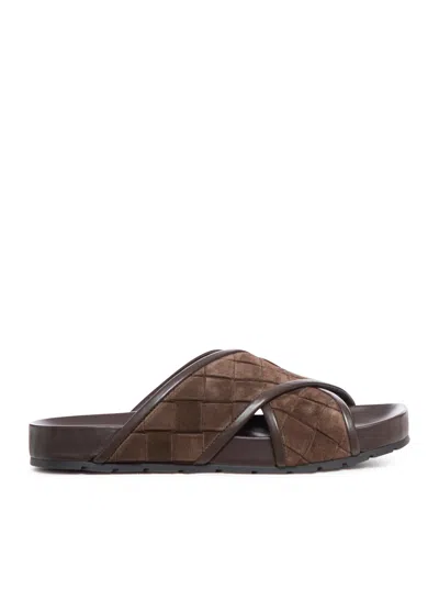 Bottega Veneta Men's Tarik Intrecciato Suede Slide Sandals In Brown