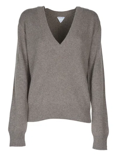 BOTTEGA VENETA TAUPE COMPACT WOOL JUMPER
