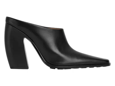 Pre-owned Bottega Veneta Tex Mule Pump (women's) Sneakers In Black