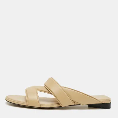 Pre-owned Bottega Veneta The Band Size 41 Beige Leather Flat Slides In Sand