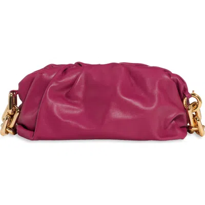 Bottega Veneta The Chain Pouch Leather Shoulder Bag In Cinnabar-gold
