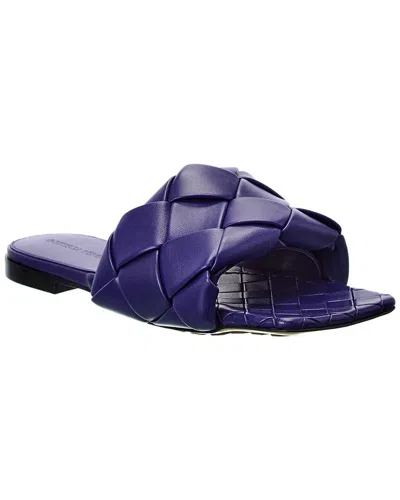 Bottega Veneta The Lido Intrecciato Leather Sandal In Purple
