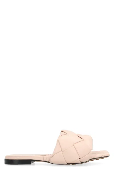 Bottega Veneta The Lido Leather Flat Sandals