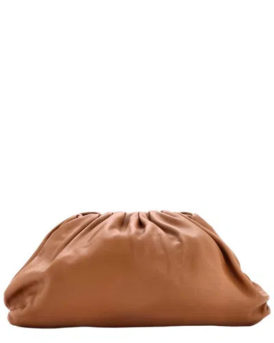 Pre-owned Bottega Veneta The Pouch Leather (authentic Pre-loved)