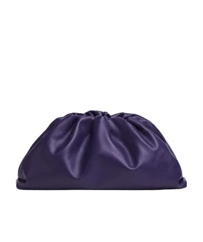 Bottega Veneta The Pouch Leather Clutch Bag In Black