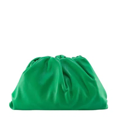 Bottega Veneta The Pouch Leather Clutch Bag In Green