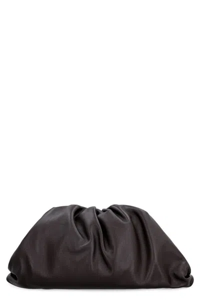 Bottega Veneta The Pouch Leather Clutch In Black