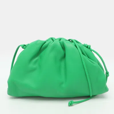 Pre-owned Bottega Veneta The Pouch Mini Green Leather Bag